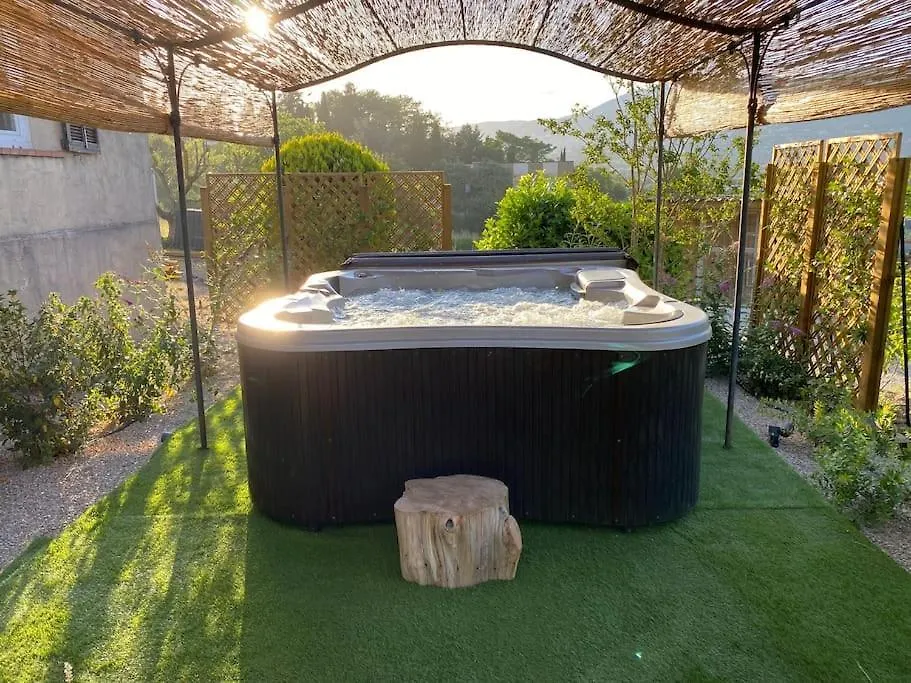 La Bastide De Jean Maison De Charme Dans Un Domaine Equestre Prive Grasse 0*,